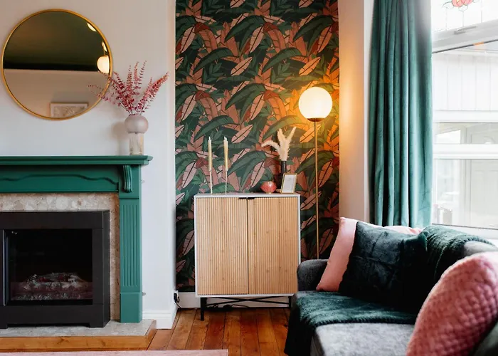 Bowling Terrace By Above Rubies - Stylish, 3 Bedroom, Pet Friendly House In Skipton